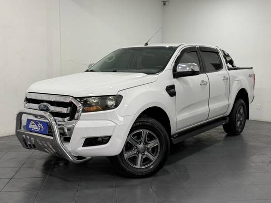FORD RANGER 2.2 XLS 4X4 CD 16V DIESEL 4P AUTOMÁTICO FORD RANGER 2.2 XLS 4X4 CD 16V DIESEL 4P AUTOMÁTICO